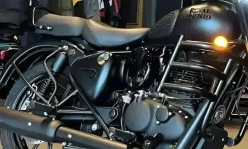 Royal Enfield : బుల్లెట్ ప్రేమికులకు ఊరట.. E20 పెట్రోల్ కష్టాలకు చెక్ పెట్టిన రాయల్ ఎన్ఫీల్డ్ Royal Enfield : బుల్లెట్ ప్రేమికులకు ఊరట.. E20 పెట్రోల్ కష్టాలకు చెక్ పెట్టిన రాయల్ ఎన్ఫీల్డ్