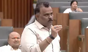 Revenue Minister Angani Satya Prasad: వైకాపా పాలితంలో ఫ్రీహోల్డ్ దుర్వినియోగాలు: 13 లక్షల ఎకరాల అక్రమ ఆక్రమణలపై ఎమ్మెల్యేలు ఆందోళన Revenue Minister Angani Satya Prasad: వైకాపా పాలితంలో ఫ్రీహోల్డ్ దుర్వినియోగాలు: 13 లక్షల ఎకరాల అక్రమ ఆక్రమణలపై ఎమ్మెల్యేలు ఆందోళన