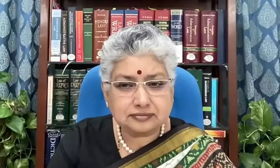 Justice B.V. Nagarathna: పత్రికా స్వేచ్ఛకు నిజమైన ముప్పు: ప్రభుత్వ నియంత్రణలు, ఆర్థిక ఒత్తిళ్లే కారణం-జస్టిస్ బి.వి. నాగరత్న Justice B.V. Nagarathna: పత్రికా స్వేచ్ఛకు నిజమైన ముప్పు: ప్రభుత్వ నియంత్రణలు, ఆర్థిక ఒత్తిళ్లే కారణం-జస్టిస్ బి.వి. నాగరత్న
