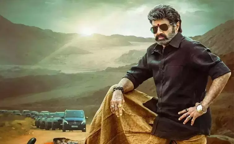 Blockbuster Combo in Tollywood: బాలయ్య మాస్.. వివేక్ ఆత్రేయ క్లాస్.. టాలీవుడ్లో అదిరే కాంబో.. Blockbuster Combo in Tollywood: బాలయ్య మాస్.. వివేక్ ఆత్రేయ క్లాస్.. టాలీవుడ్లో అదిరే కాంబో..