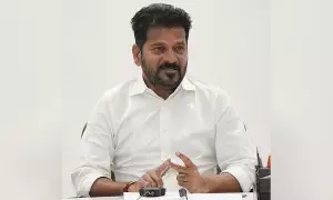 Revanth Reddy: ముఖ్యమంత్రి రేవంత్రెడ్డి: గల్ఫ్, ఇరాన్లోని తెలంగాణ వాసులు అత్యంత అప్రమత్తంగా ఉండాలి – కేంద్రంతో నిరంతర సమన్వయం Revanth Reddy: ముఖ్యమంత్రి రేవంత్రెడ్డి: గల్ఫ్, ఇరాన్లోని తెలంగాణ వాసులు అత్యంత అప్రమత్తంగా ఉండాలి – కేంద్రంతో నిరంతర సమన్వయం