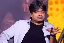 Harish Shankar: విజయ్ మూవీలోనే నా సీన్ కాపీ కొట్టారు.. రీమేక్ రూమర్లపై హరీశ్ శంకర్ సంచలన వ్యాఖ్యలు.. Harish Shankar: విజయ్ మూవీలోనే నా సీన్ కాపీ కొట్టారు.. రీమేక్ రూమర్లపై హరీశ్ శంకర్ సంచలన వ్యాఖ్యలు..