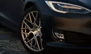 EV Tyres : ఎలక్ట్రిక్ కార్ల టైర్లు ఎందుకు త్వరగా అరిగిపోతాయి? అసలు గుట్టు విప్పిన నిపుణులు!