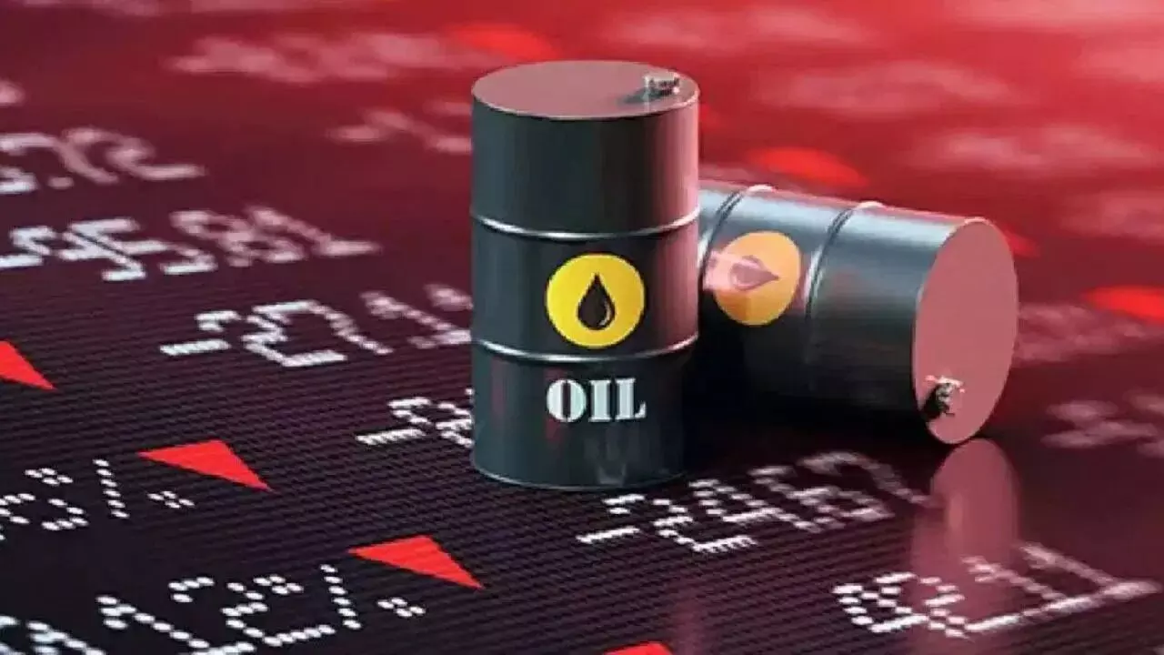 Crude Oil : సామాన్యుడికి చమురు సెగ.. 52 వారాల గరిష్ట స్థాయికి చేరిన క్రూడాయిల్ ధర Crude Oil : సామాన్యుడికి చమురు సెగ.. 52 వారాల గరిష్ట స్థాయికి చేరిన క్రూడాయిల్ ధర