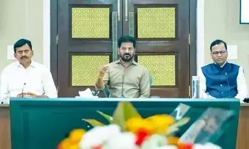 CM Revanth Reddy: ముఖ్యమంత్రి రేవంత్ రెడ్డి జిల్లా కలెక్టర్లతో సమావేశం: నెలకు కనీసం 10 రోజులు క్షేత్ర పర్యటనలు తప్పనిసరి