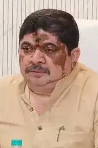 Ponnam Prabhakar: రాహుల్‌ను ప్రధానిగా చూడటం మా హక్కు.. బండి సంజయ్‌కు నిర్ణయాధికారం లేదు: మంత్రి పొన్నం ప్రభాకర్