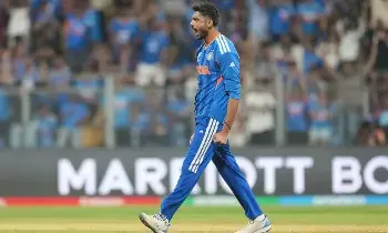 Axar Patel: ఇంగ్లండ్‌పై గెలుపు: తన ఫేవరెట్ క్యాచ్ ఏదో చెప్పిన అక్షర్ పటేల్!