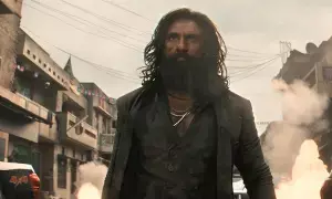 Ranveer Singh: బీస్ట్ మోడ్ ఆన్ చేసిన రణవీర్ సింగ్.. అదిరిపోయిన ధురంధర్: ది రివెంజ్ ట్రైలర్..