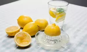 Stay Hydrated Naturally:  వేసవిలో కేవలం నీరు తాగితే సరిపోదు.. ఈ ఆయుర్వేద సమ్మర్ కిట్ తో డీహైడ్రేషన్‌కు చెక్ పెట్టండి..