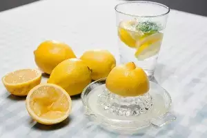 Stay Hydrated Naturally:  వేసవిలో కేవలం నీరు తాగితే సరిపోదు.. ఈ ఆయుర్వేద సమ్మర్ కిట్ తో డీహైడ్రేషన్‌కు చెక్ పెట్టండి..