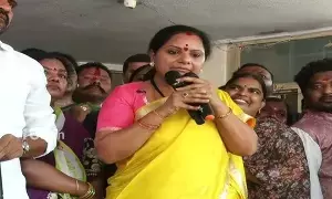 K. Kavitha: వెలుగుమట్ల బాధితుల న్యాయ పోరాటానికి తెలంగాణ జాగృతి అండగా ఉంటుంది: కవిత