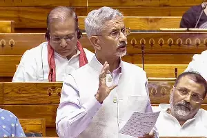 External Minister S. Jaishankar: రాజ్యసభలో కీలక వ్యాఖ్యలు: పశ్చిమాసియా సంఘర్షణలో భారతీయుల భద్రతకే ప్రాధాన్యం External Minister S. Jaishankar: రాజ్యసభలో కీలక వ్యాఖ్యలు: పశ్చిమాసియా సంఘర్షణలో భారతీయుల భద్రతకే ప్రాధాన్యం
