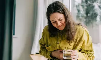 Drinking Water Right After Meals: భోజనం చేసిన వెంటనే నీళ్లు తాగుతున్నారా? అయితే ఈ విషయాలు తెలుసుకోవాల్సిందే..