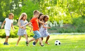 Essential Summer Care Tips: సమ్మర్ లో  పిల్లల కోసం ఈ జాగ్రత్తలు తప్పనిసరి