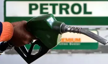 Fuel Prices Update  : పెట్రోల్, డీజిల్ రేట్లపై ఊరట.. 130 డాలర్లు దాటితేనే పెంచతామన్న కేంద్రం