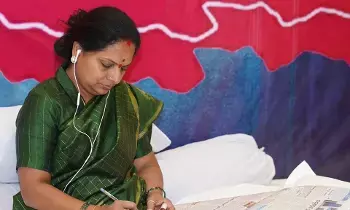 K. Kavitha: కవిత నివాసానికి సీబీఐ అధికారుల హాజరు: దిల్లీ మద్యం కేసులో సమన్లు