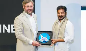 A. Revanth Reddy: హాలీవుడ్ స్థాయికి హైదరాబాద్ ఎదుగుతుంది: ముఖ్యమంత్రి రేవంత్ రెడ్డి