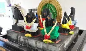 Pradakshinas to the Navagrahas: నవగ్రహాలకు ప్రదర్శలు ఎలా చేయాలి.?