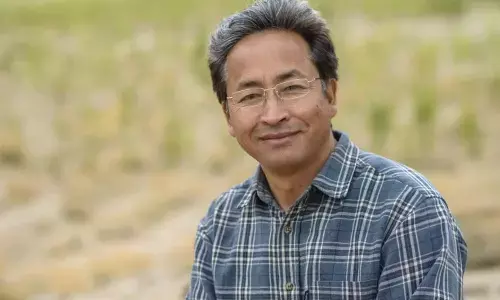 Sonam Wangchuk: కేంద్రం యూటర్న్ – సోనమ్‌ వాంగ్‌చుక్‌ నిర్బంధం ఎత్తివేత