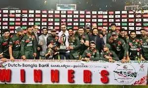 Bangladesh Clinch the Series: పాకిస్థాన్ కు బిగ్ షాక్.. బంగ్లాదేశ్ సిరీస్ కైవసం ! Bangladesh Clinch the Series: పాకిస్థాన్ కు బిగ్ షాక్.. బంగ్లాదేశ్ సిరీస్ కైవసం !
