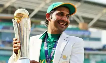 Former Pakistan Captain Sarfaraz Ahmed: అంతర్జాతీయ క్రికెట్ కు  పాక్ మాజీ కెప్టెన్ సర్పరాజ్ గుడ్ బై