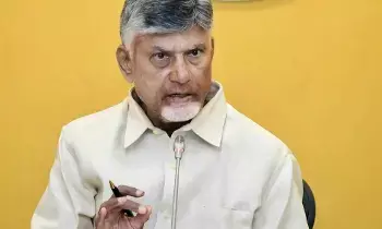 ‘Putta’ Drugs Case:  పుట్టా’ డ్రగ్స్ వ్యవహారం: సీఎం చంద్రబాబు సీరియస్‌.. ఎంపీ మహేశ్‌కు తెదేపా నోటీసు!