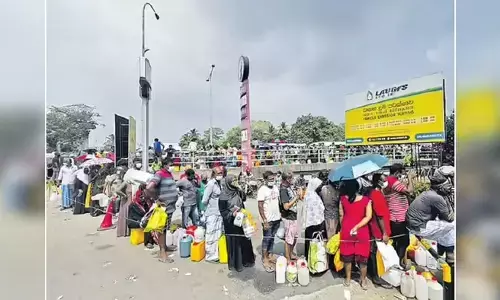 Fuel Crisis : వారానికి 4 రోజులే ఆఫీసులు.. ఇంధనం ఆదా చేసేందుకు లంక సర్కార్ సంచలన నిర్ణయం
