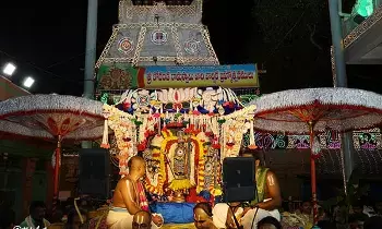 Brahmotsavam:  బ్రహ్మోత్సవాల్లో ముత్యపు పందిరి సేవ – భక్తులకు దివ్యానుభూతి