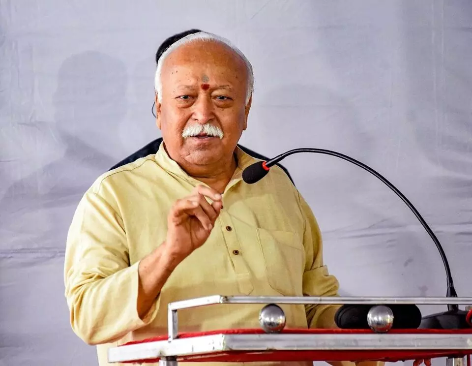 Mohan Bhagwat: ఐక్యత, ధర్మాచరణతోనే శాశ్వత శాంతి సాధ్యం: మోహన్ భాగవత్ సందేశం Mohan Bhagwat: ఐక్యత, ధర్మాచరణతోనే శాశ్వత శాంతి సాధ్యం: మోహన్ భాగవత్ సందేశం