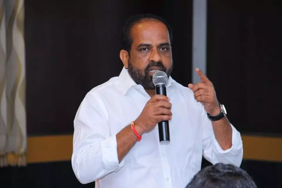 Satyakumar Yadav: తిరుమల మోడల్ను అనుసరించి ల్యాబ్లు ఏర్పాటు చేస్తాం: వైద్య, ఆరోగ్యశాఖ మంత్రి సత్యకుమార్ యాదవ్ Satyakumar Yadav: తిరుమల మోడల్ను అనుసరించి ల్యాబ్లు ఏర్పాటు చేస్తాం: వైద్య, ఆరోగ్యశాఖ మంత్రి సత్యకుమార్ యాదవ్