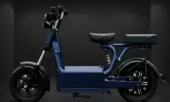 Collar EV : డెలివరీ బాయ్స్‌కు గుడ్ న్యూస్.. అదిరిపోయే రేంజ్‌తో కాలర్ ఈవీ మూన్  స్కూటర్ లాంచ్