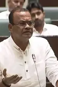Roads and Buildings Minister Komatireddy Venkat Reddy: ఎల్బీనగర్ నుంచి హయత్‌నగర్ వరకు డబుల్ డెక్కర్ ఎలివేటెడ్ కారిడార్‌.. కేంద్ర ప్రణాళికలో చేర్చిన తర్వాత డీపీఆర్ తయారు