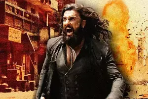 Dhurandhar 2 : ధురంధర్-2 బాక్సాఫీస్ సునామీ!..రూ.800 కోట్ల దాటిన కలెక్షన్లు