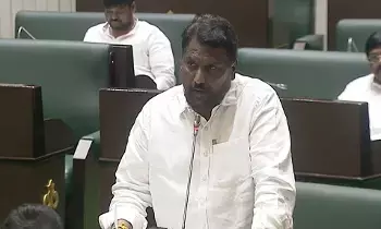 Minister Adluri Laxman: విదేశీ విద్య ఉపకార వేతనాలు: 2 వేల మంది విద్యార్థులకు ప్రభుత్వమే ఫీజు చెల్లిస్తుంది