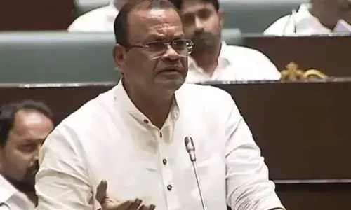 Roads and Buildings Minister Komatireddy Venkat Reddy: ఎల్బీనగర్ నుంచి హయత్‌నగర్ వరకు డబుల్ డెక్కర్ ఎలివేటెడ్ కారిడార్‌.. కేంద్ర ప్రణాళికలో చేర్చిన తర్వాత డీపీఆర్ తయారు