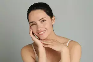 Zero-Cost Beauty Tip: పైసా ఖర్చు లేని బ్యూటీ టిప్.. మెరిసే చర్మం, దృఢమైన జుట్టు కోసం బియ్యపు నీరు ఇలా వాడండి.. Zero-Cost Beauty Tip: పైసా ఖర్చు లేని బ్యూటీ టిప్.. మెరిసే చర్మం, దృఢమైన జుట్టు కోసం బియ్యపు నీరు ఇలా వాడండి..