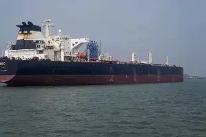 LPG Ship : తీరానికి చేరిన గ్యాస్ నౌక.. అపోలో ఓషన్ రాకతో తీరనున్న ఎల్పీజీ కష్టాలు LPG Ship : తీరానికి చేరిన గ్యాస్ నౌక.. అపోలో ఓషన్ రాకతో తీరనున్న ఎల్పీజీ కష్టాలు