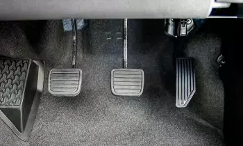 Car Care :  కారు క్లచ్ ప్లేట్లు త్వరగా అరిగిపోతున్నాయా? ఈ సెట్టింగ్స్ మారిస్తే మీ క్లచ్ లైఫ్ డబుల్