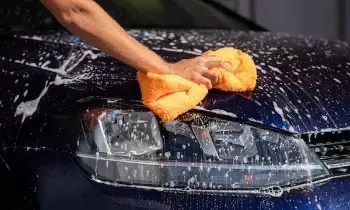 Car Wash Tips : ఇంట్లోనే కారు కడుగుతున్నారా? ఈ జాగ్రత్తలు తీసుకోకపోతే పెయింట్ ఊడిపోవడం ఖాయం