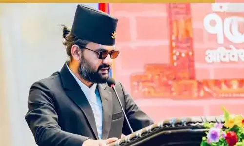 Balen Shah: నేపాల్లో చరిత్రాత్మక మలుపు: 35 ఏళ్ల బాలేంద్ర షా (బాలెన్) నేడు యువతమైన ప్రధానిగా ప్రమాణ స్వీకారం Balen Shah: నేపాల్లో చరిత్రాత్మక మలుపు: 35 ఏళ్ల బాలేంద్ర షా (బాలెన్) నేడు యువతమైన ప్రధానిగా ప్రమాణ స్వీకారం