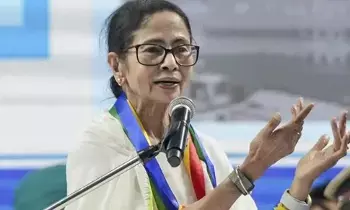 Mamata Banerjee Warns Bharatiya Janata Party: బెంగాల్‌ను ధ్వంసం చేయాలని చూస్తే భాజపా దేశంలో అధికారం కోల్పోతుంది: మమతా బెనర్జీ