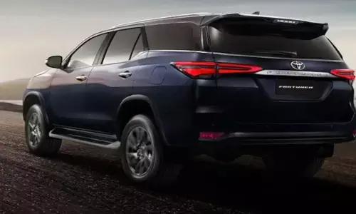Toyota Fortuner : ఎస్‌యూవీ రారాజు ఫార్చ్యూనర్ కొత్త అవతారం.. మూడవ తరం మోడల్ లాంచ్ డేట్ వచ్చేసింది