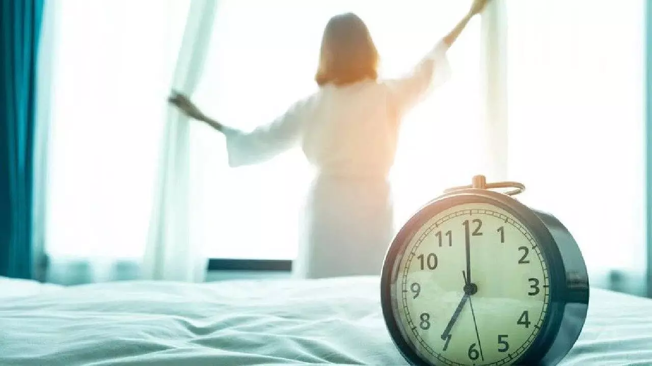 Doing These Things Right After Waking Up: ఉదయం లేవగానే ఈ పనులు చేస్తున్నారా? అయితే మీ ఆరోగ్యం ప్రమాదంలో ఉన్నట్లే.. Doing These Things Right After Waking Up: ఉదయం లేవగానే ఈ పనులు చేస్తున్నారా? అయితే మీ ఆరోగ్యం ప్రమాదంలో ఉన్నట్లే..