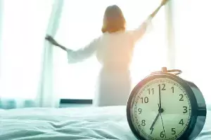 Doing These Things Right After Waking Up: ఉదయం లేవగానే ఈ పనులు చేస్తున్నారా? అయితే మీ ఆరోగ్యం ప్రమాదంలో ఉన్నట్లే.. Doing These Things Right After Waking Up: ఉదయం లేవగానే ఈ పనులు చేస్తున్నారా? అయితే మీ ఆరోగ్యం ప్రమాదంలో ఉన్నట్లే..