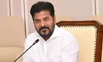 Telangana Chief Minister A. Revanth Reddy: ఆహార కల్తీపై కఠిన చర్యలు: ఈగల్, హైడ్రా తరహాలో సరికొత్త వ్యవస్థ తీసుకొస్తాం Telangana Chief Minister A. Revanth Reddy: ఆహార కల్తీపై కఠిన చర్యలు: ఈగల్, హైడ్రా తరహాలో సరికొత్త వ్యవస్థ తీసుకొస్తాం