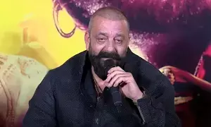 Actor Sanjay Dutt: సంజయ్ సరికొత్త రికార్డ్.. వెయ్యికోట్ల క్లబ్ లోకి మూడు సినిమాలు Actor Sanjay Dutt: సంజయ్ సరికొత్త రికార్డ్.. వెయ్యికోట్ల క్లబ్ లోకి మూడు సినిమాలు