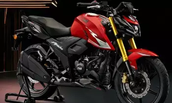 TVS Apache RTR 160 4V :  తక్కువ ధరలోనే టాప్ ఎండ్ ఫీచర్లు.. రోడ్లపై అపాచీ అరాచకం