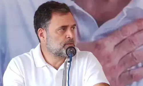 Rahul Gandhi: కేరళ అసెంబ్లీ ఎన్నికల్లో ఎల్డీఎఫ్ విజయం కోరుకుంటున్నారని మోదీపై రాహుల్ ఆరోపణ Rahul Gandhi: కేరళ అసెంబ్లీ ఎన్నికల్లో ఎల్డీఎఫ్ విజయం కోరుకుంటున్నారని మోదీపై రాహుల్ ఆరోపణ