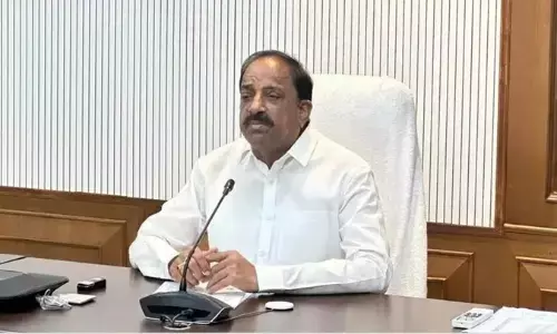 Tummala Nageswara Rao: తెలంగాణ వానాకాలం అవసరాలకు అనుగుణంగా యూరియా సకాలంలో సరఫరా చేయాలని కేంద్ర వ్యవసాయ మంత్రి శివరాజ్‌ సింగ్‌ చౌహాన్‌కు మంత్రి తుమ్మల నాగేశ్వరరావు వినతి