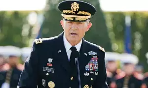 US Army Chief Randy George: ఇరాన్ యుద్ధం మధ్యలో అమెరికా ఆర్మీ చీఫ్‌పై వేటు.. పీట్ హెగ్సెత్ ఆదేశంతో జనరల్ ర్యాండీ జార్జ్ పదవి విరమణ